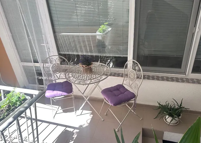 Apartament House Velevi
