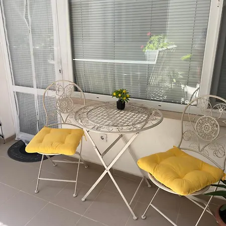 House Velevi Apartament Święty Włas