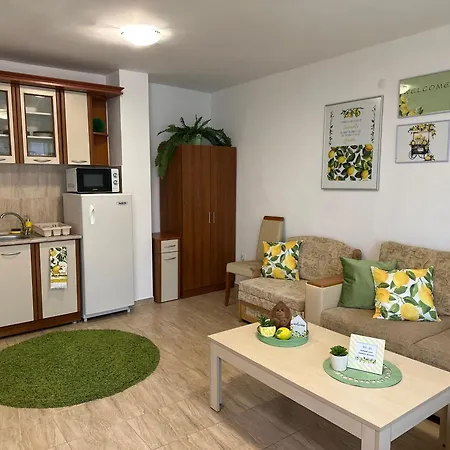 House Velevi Apartament Święty Włas