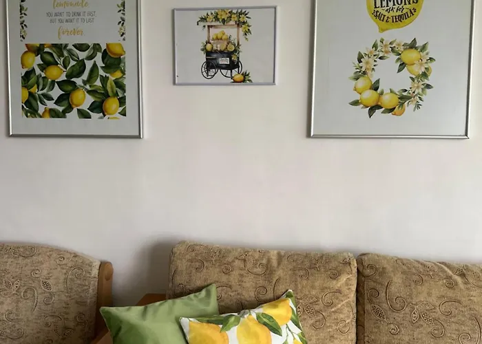 House Velevi * 圣弗拉斯